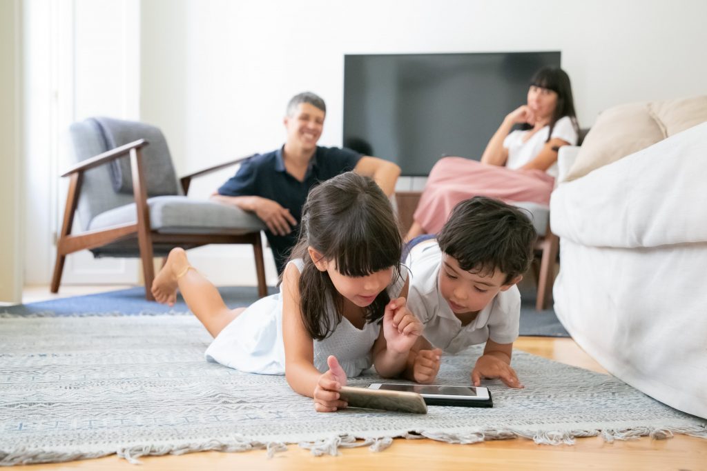 خرید تبلت برای بچه